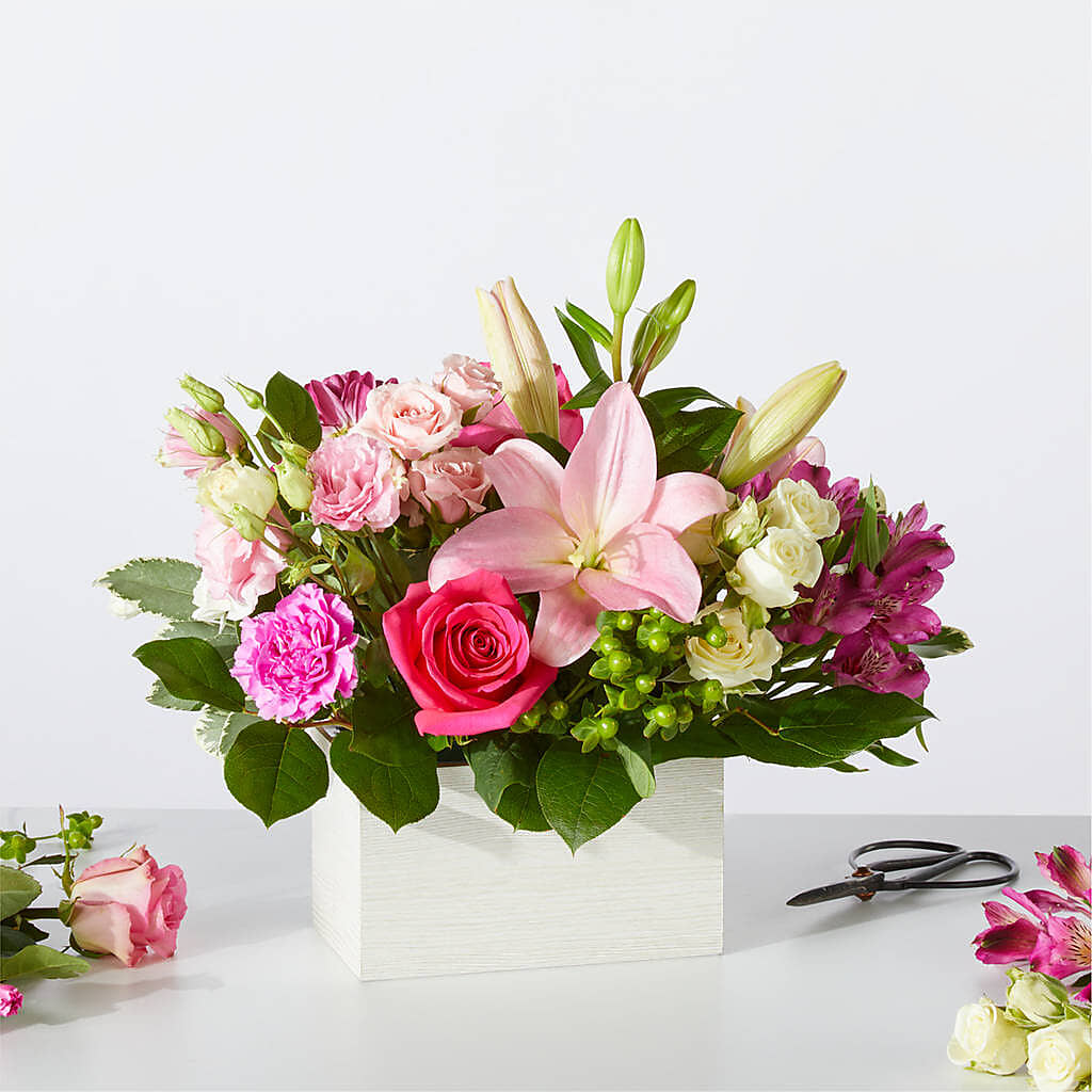 Sweetberry Box – A Florist Original – Colonial Floral Fascinations, Georgetown SC