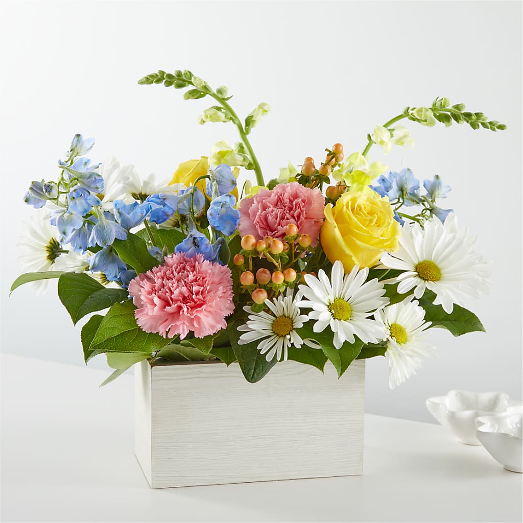 Sun Salutation Box Bouquet – Colonial Floral Fascinations, Georgetown SC