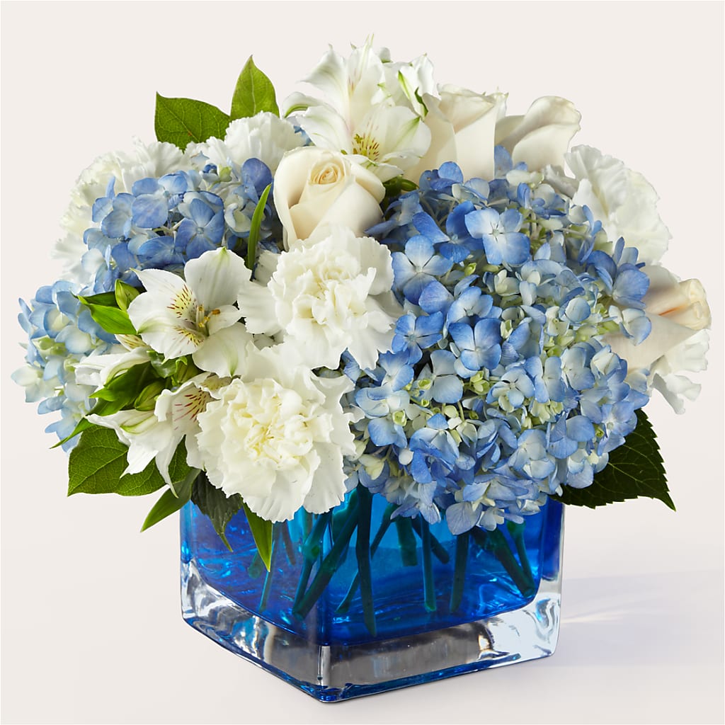 Soothing Waters Bouquet – Colonial Floral Fascinations, Georgetown SC