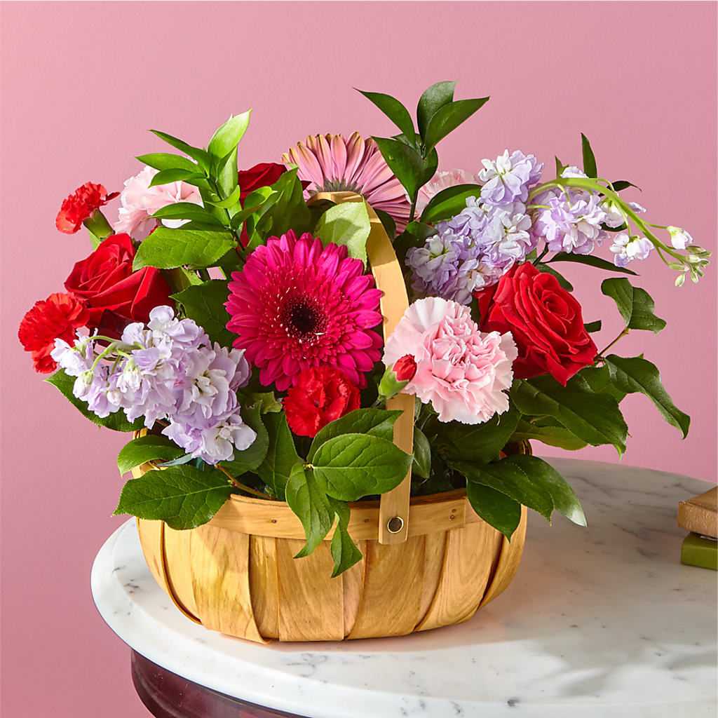 Pink Picnic Basket – Colonial Floral Fascinations, Georgetown SC