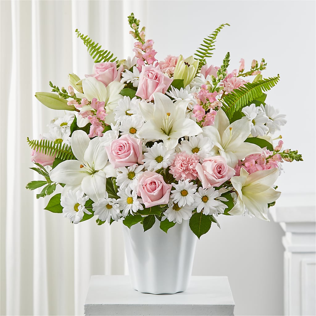 Soft Touch Tabletop Basket – Colonial Floral Fascinations, Georgetown SC