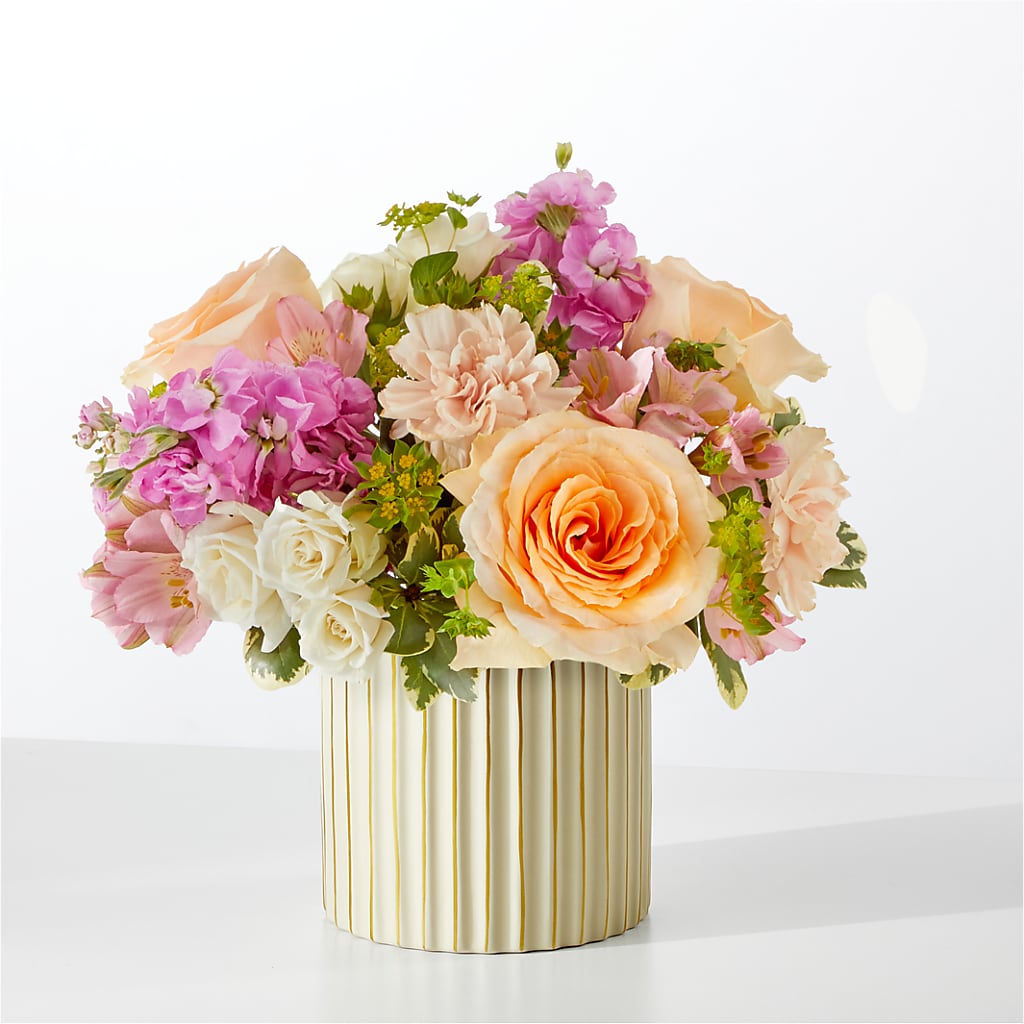 Paradise Bouquet with Ivory Vase – Colonial Floral Fascinations, Georgetown SC