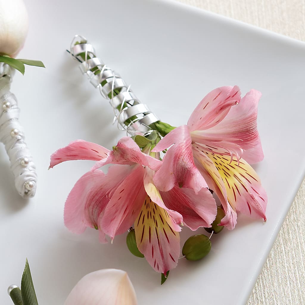 Pink Peruvian Lily Boutonniere – Colonial Floral Fascinations, Georgetown SC