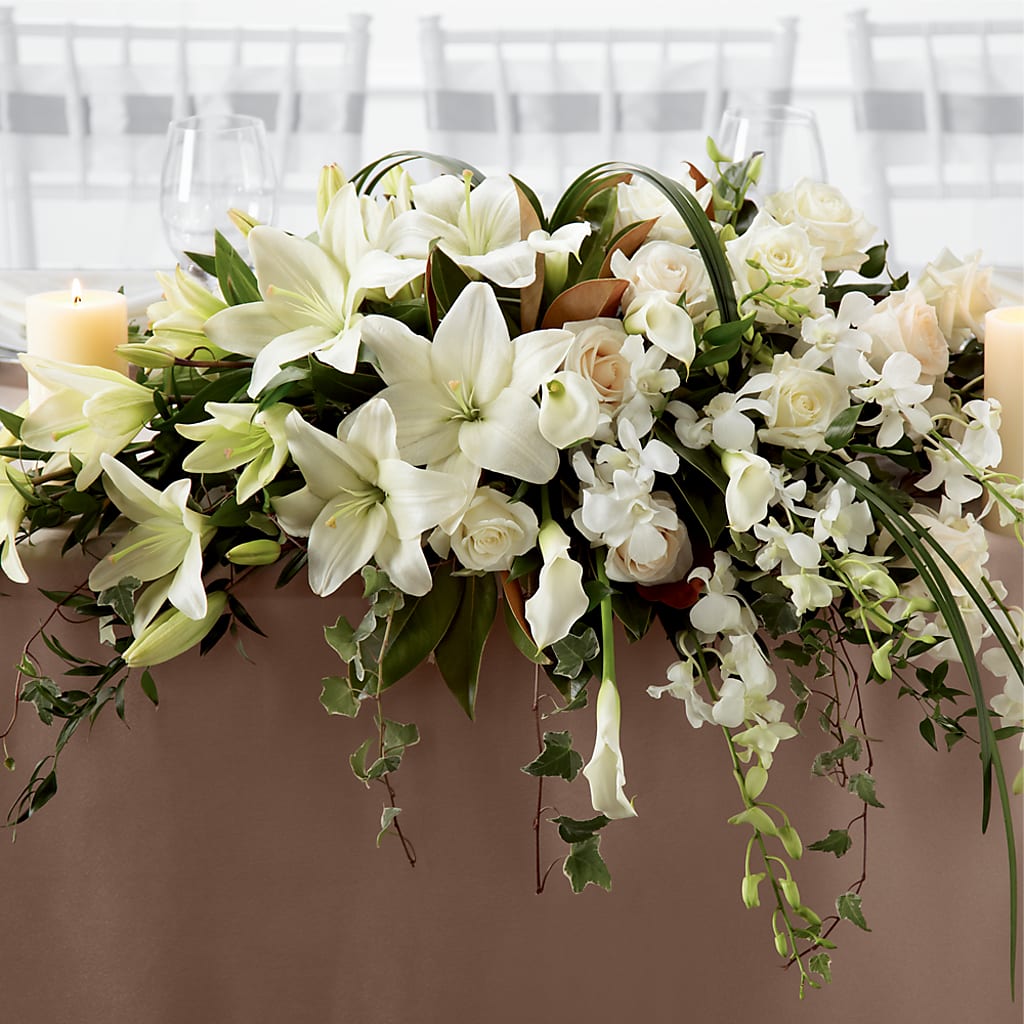 White Linen Arrangement – Colonial Floral Fascinations, Georgetown SC