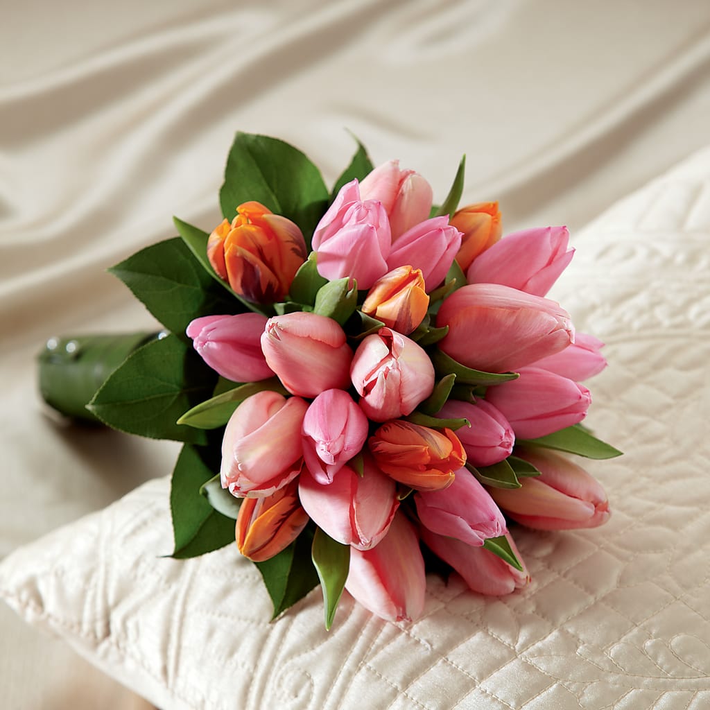 Embraceable Bouquet – Colonial Floral Fascinations, Georgetown SC
