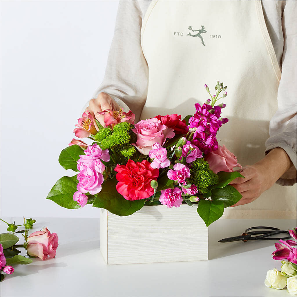 Sweetberry Box – A Florist Original –  Colonial Floral Fascinations, Georgetown SC