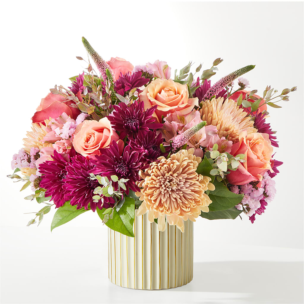Berry Cobbler Bouquet with Ivory Vase –  Colonial Floral Fascinations, Georgetown SC
