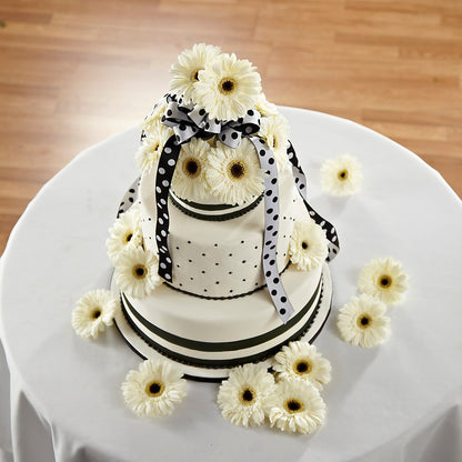 Simple Sophistication Cake Décor –  Colonial Floral Fascinations, Georgetown SC